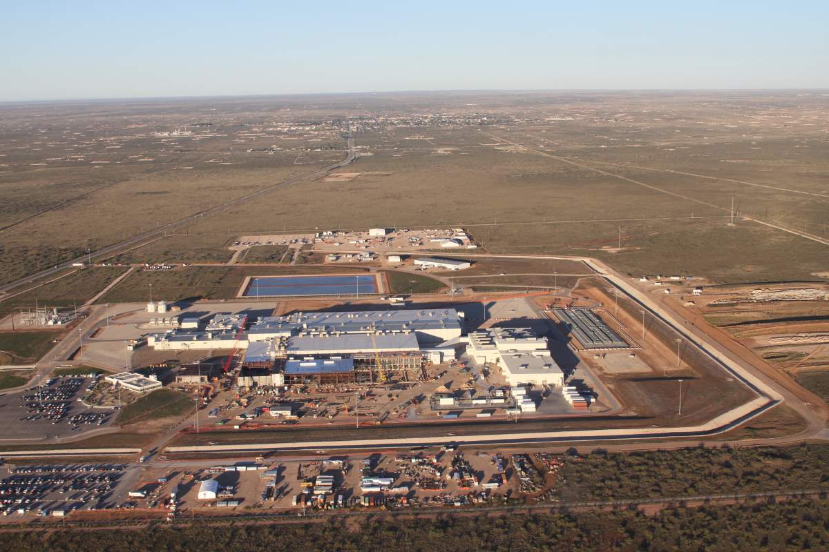 <h3>2014</h3><p>Urenco Group achieved enrichment capacity target of 18M SWU. </p><p>48 cascades in production at UUSA.</p>